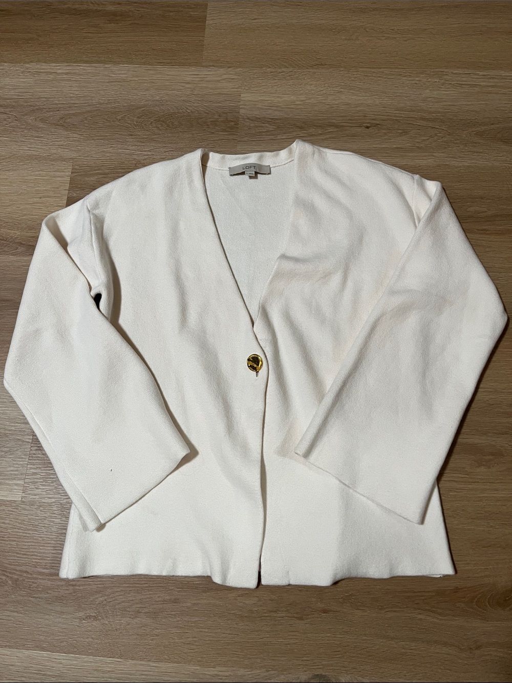 LOFT Cream V-Neck Single-Button Knit Cardigan